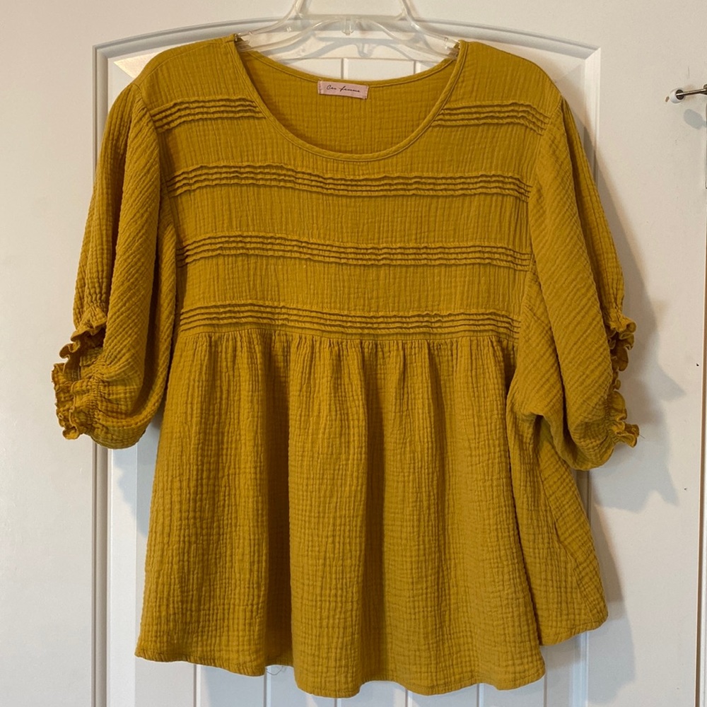 Women’s Boutique Top
